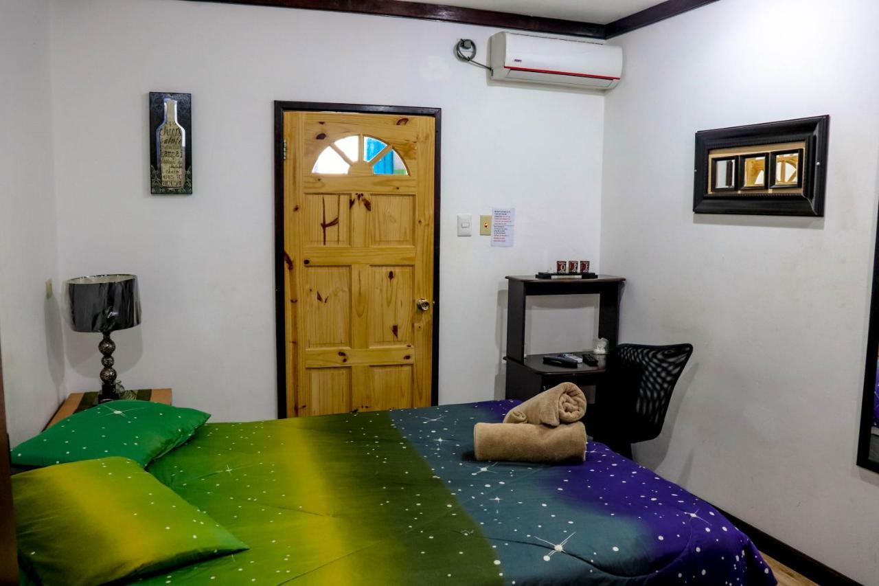 Liam'S Guesthouse On The Avenue Port Of Spain 포트오브스페인 외부 사진